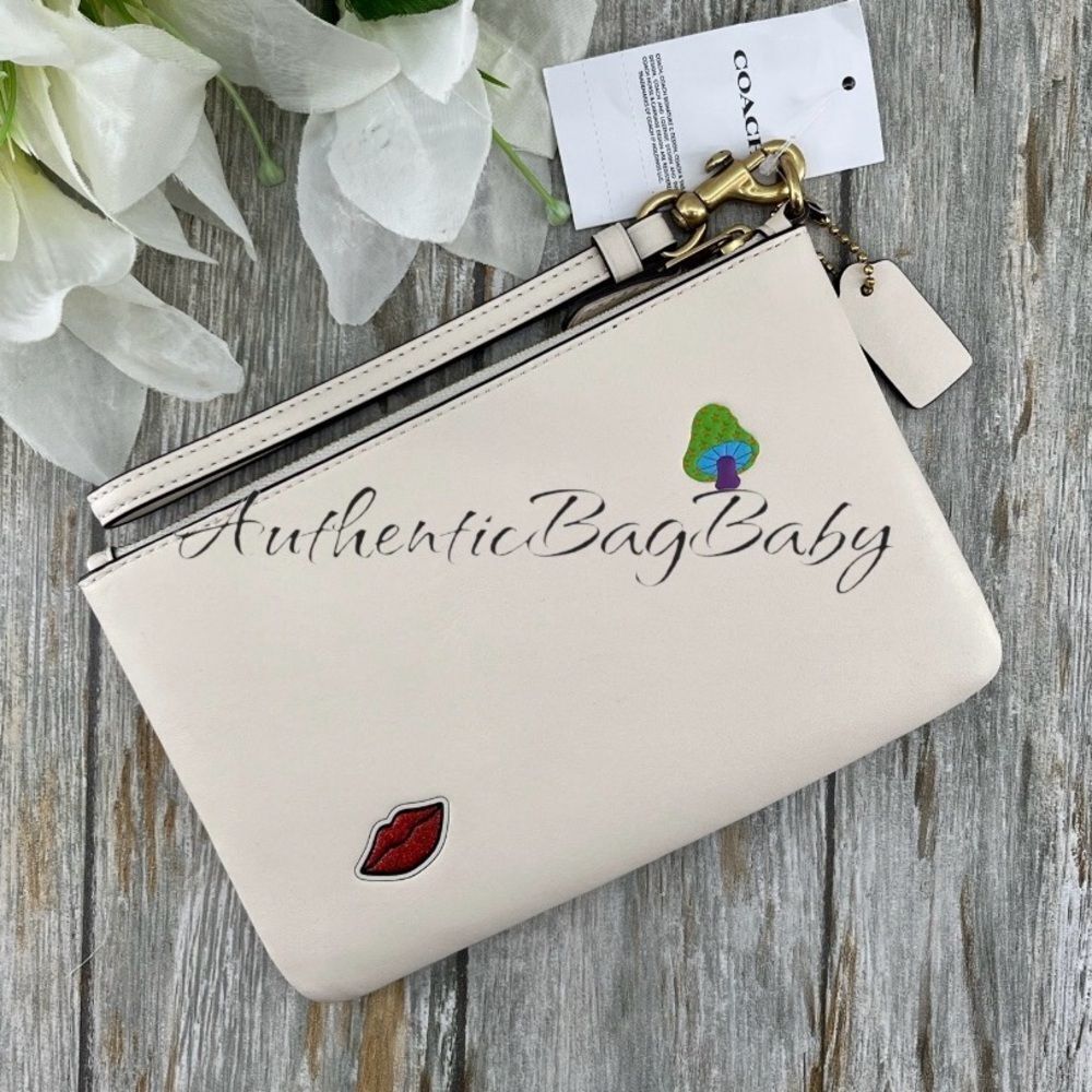 Coach Retail Sticker Print Essential Small Wristlet Wallet Bag Purse - Picture 4 of 8
